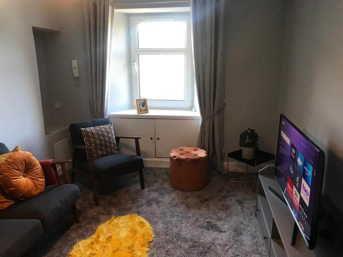 Fantastic 2 Bed Flat In Dunblane High Street 아파트 외부 사진