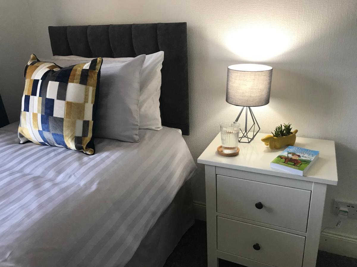 Fantastic 2 Bed Flat In Dunblane High Street 아파트 외부 사진