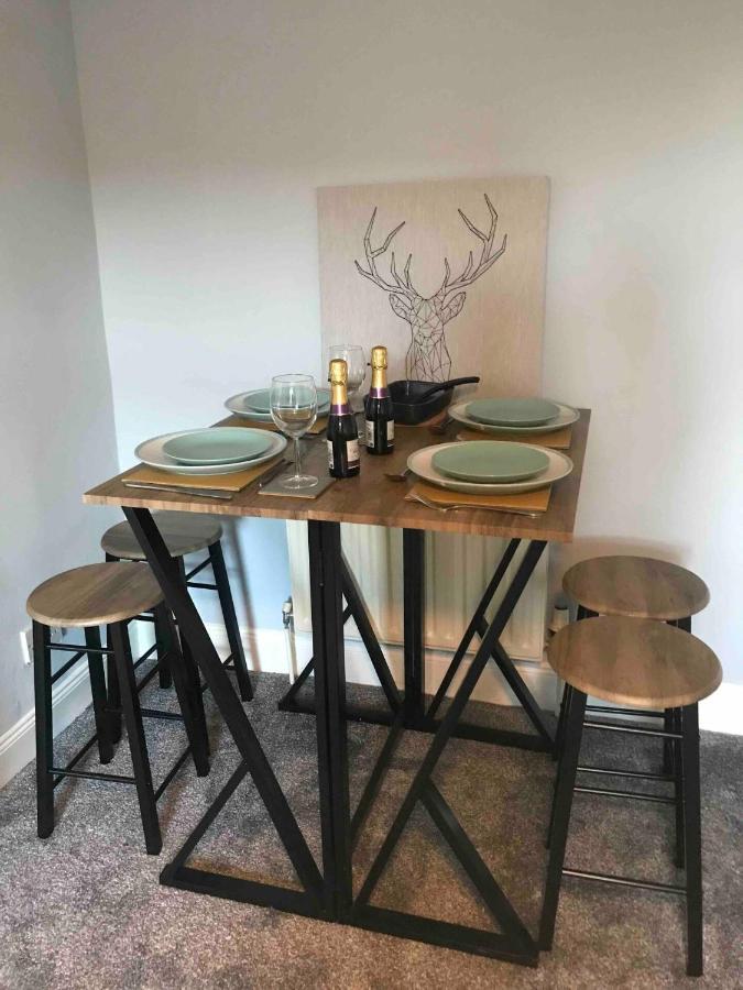 Fantastic 2 Bed Flat In Dunblane High Street 아파트 외부 사진