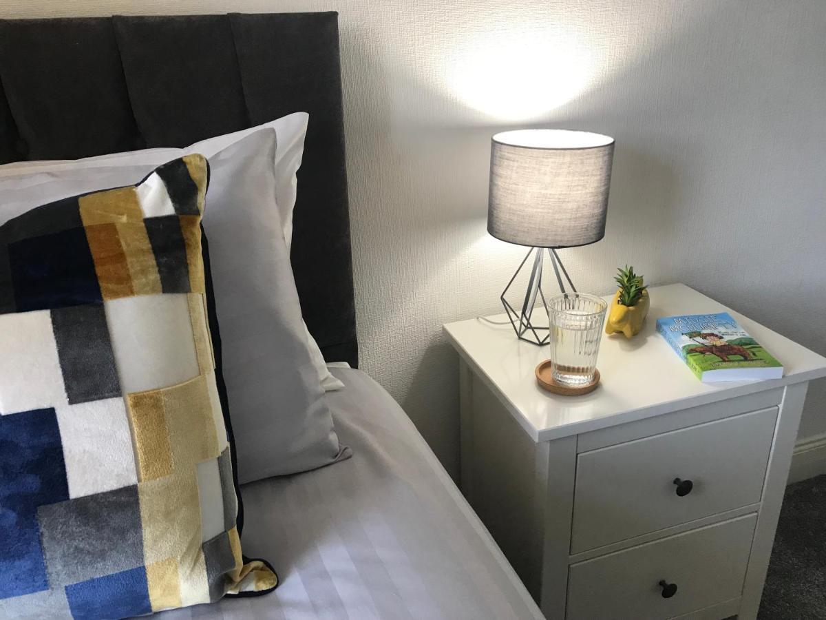 Fantastic 2 Bed Flat In Dunblane High Street 아파트 외부 사진